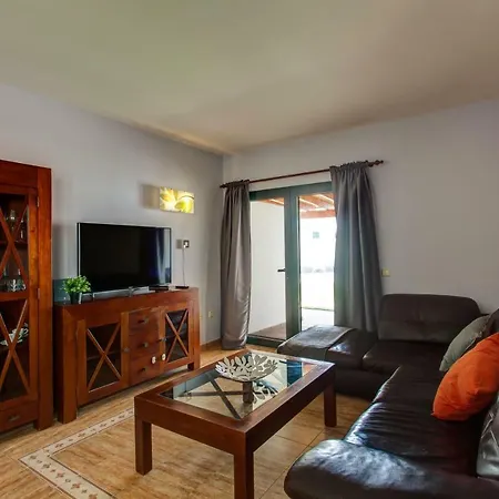 Villaantonia Private Huge Heated Pool And Super Fast Wifi Playa Blanca (Lanzarote)